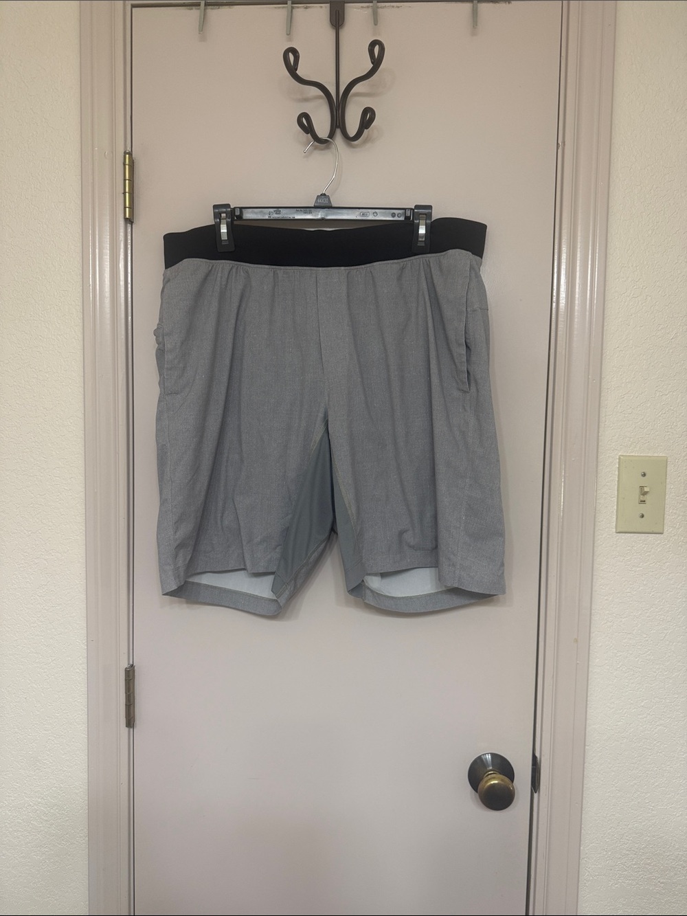 lululemon athletica Men's Light Gray Athletic Shorts with Black Waistband